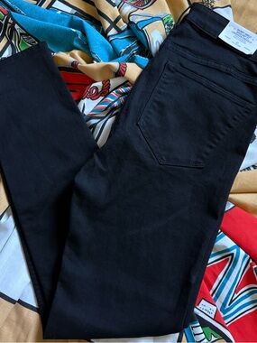 NWT women's H&M &Denim black skinny jeans 27 skinny ankle